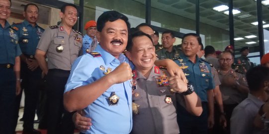 Kebersamaan Pimpinan Polri Dengan Panglima TNI Marsekal Hadi Tjahjanto