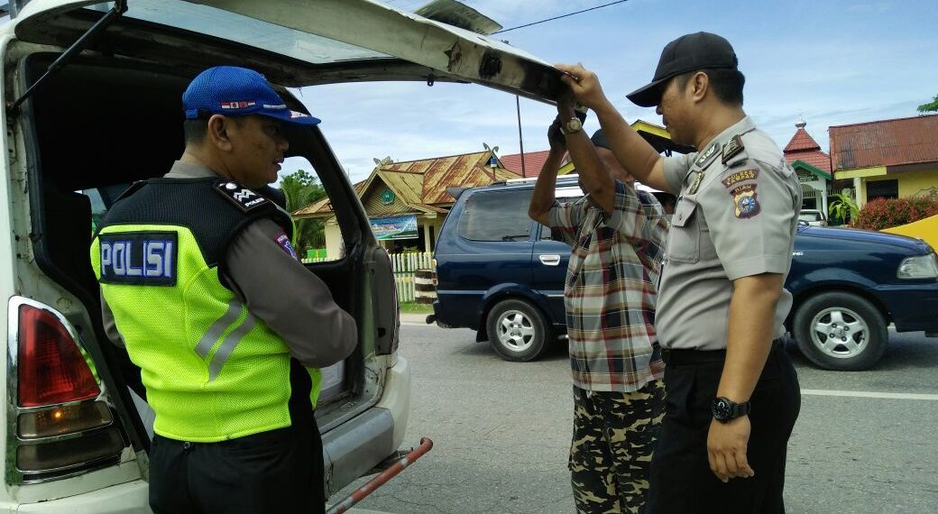 Polsek Kampar Kiri adakan Razia Ops K2YD di Jalan Raya Depan Mapolsek