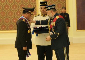 Jenderal Polisi Muhammad Tito Karnavian Mendapat Penghargaan Dari Raja Malaysia