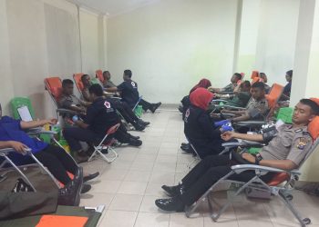 Personil Polresta Pekanbaru Meriahkan HJK Dengan Ikut Mendonor Darah