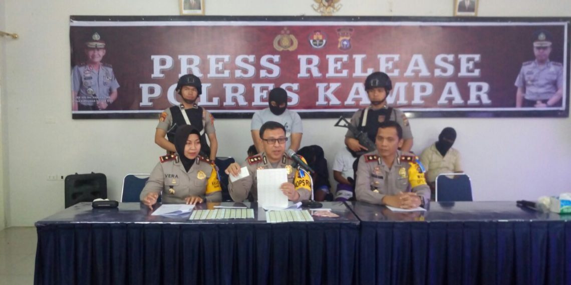 Polsek Siak Hulu Tangkap Penjual dan Pengedar Materai Palsu