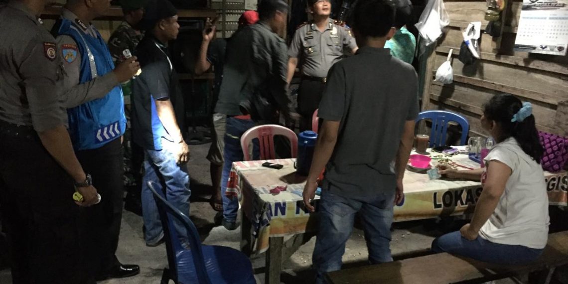 Jelang Tahun Baru Polsek Siak Hulu Razia Warung Tuak dan Penjual Petasan