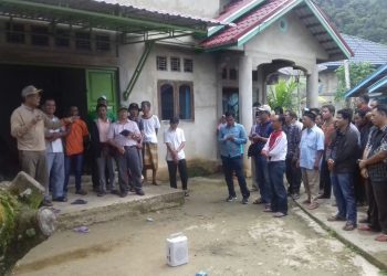 Hujan Deras Tidak Surutkan Niat Bupati Kampar Ini