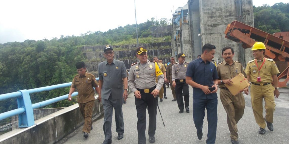 Bupati bersama Kapolres Tinjau PLTA Koto Panjang Terkait Rencana Pembukaan Spillway Gate