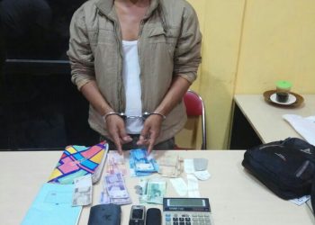 Tim Opsnal Polres Kampar Amankan Penjual Nomor Judi Kim di Desa Tanah Merah Siak Hulu