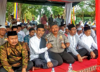 Hut Ke 59 Yonif Inf 132/ Bima Sakti Hadirkan Ustad Somad