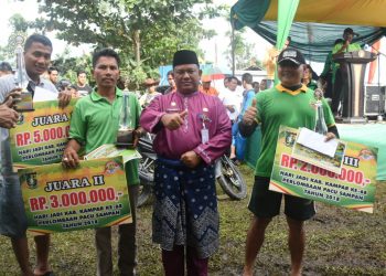 Lubuk Siam Juara Pacu Sampan Sempena HUT Kampar ke 68