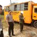 Laka Tunggal Bus Sekolah PT. Rama Jaya di Desa Bukit Payung, Kapolres Kampar Tinjau TKP