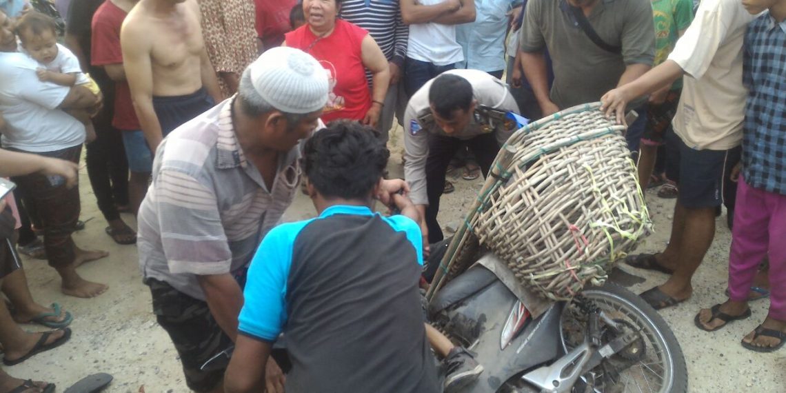 3 Orang Tewas dalam Kecelakaan Lalulintas antara Mobil Pickup dan Sepeda Motor di Wilayah Tapung
