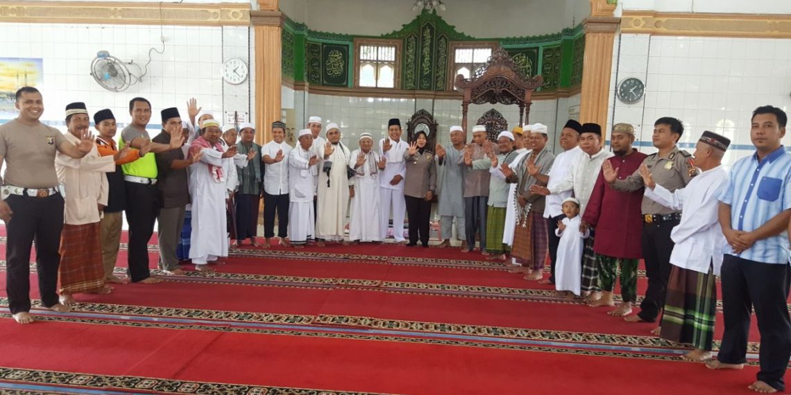 Kapolsek Bagan Sinembah Safari Kamtibmas Jumat di Masjid Raya Annur Bagan Batu.