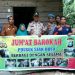 Tim Jumat Barokah Polsek Siak Hulu Berikan Paket Sembako untuk Nenek Mura Warga Buluh Cina