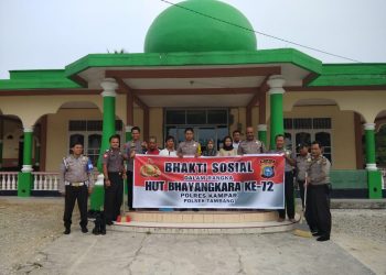 Polsek Tambang Adakan Bakti Sosial, Lakukan Goro di Masjid Nurul Huda Desa Sei Pinang