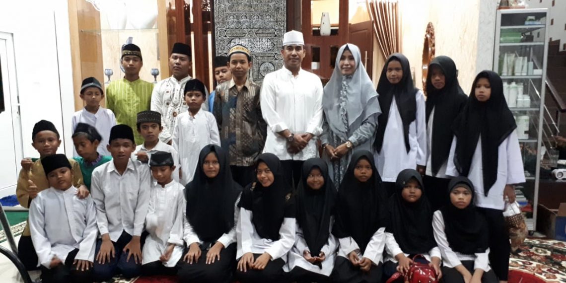 Wakapolresta Pekanbaru Laksanakan Buka Bersama dengan Anak Panti