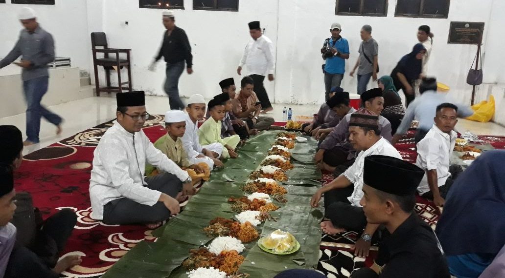 Tebarkan Kebaikan Dimana Kita Berada di Setiap Banyak Orang