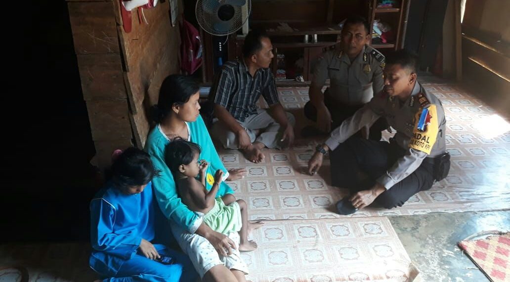 Polres Kampar dan Polsek XIII Koto Kampar Siapkan Tiket Keluarga Bahtiar Ke Jakarta