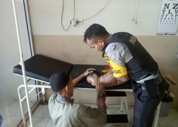 2 Bocah Hanyut di Sungai Kampar, Salahsatu Berhasil diselamatkan Bhabinkamtibmas bersama Warga