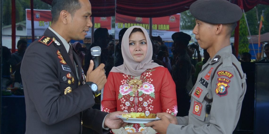 Kapolres Kampar Tayangkan Cuplikan “Film 22 Menit” Diacara Syukuran Hari Bhayangkara ke-72