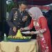 Polres Kampar bersama ibu Ketua Cabang Bhayangkari Kampar Hut ke-72, Bhyangkari Potong tumpeng