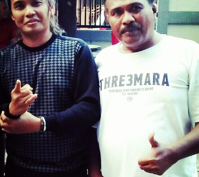 Sultan Hebohkan HUT RI di Bonca Losuong Dengan Nyanyian Malaysia