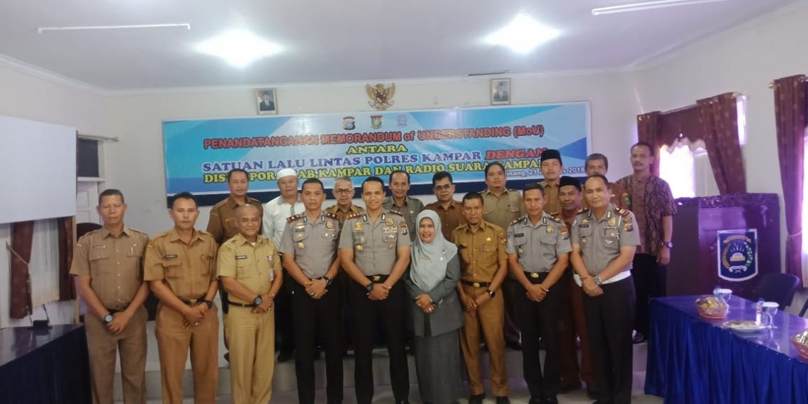 Polres Kampar Adakan MoU Dengan Disdikpora dan Radio Pemda Tentang Lalu Lintas