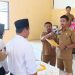 Kades Tanjung Sawit Lantik Kaur Pembangunan dan Kaur Keuangan