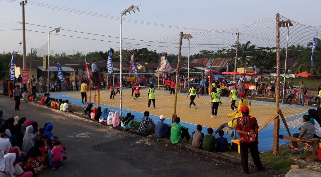 Puluhan Tim Semarakkan Turnamen Volly Ball Piala Kapolsek XIII Koto Kampar