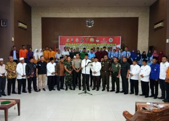 Bupati Pimpin Deklarasi Pilleg dan Pilpres 2019 yang Aman, Damai dan Sejuk di Kab. Kampar