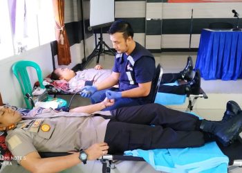 Kapolres Kampar dan Anggota Ikuti Donor Darah, Jelang Hari Jadi Kabupaten Kampar ke-69