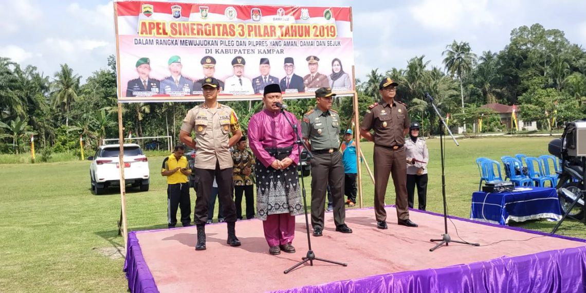 Plt. Bupati Kampar didampingi Forkopimda Pimpin Apel Sinergitas 3 Pilar Jelang Pemilu 2019