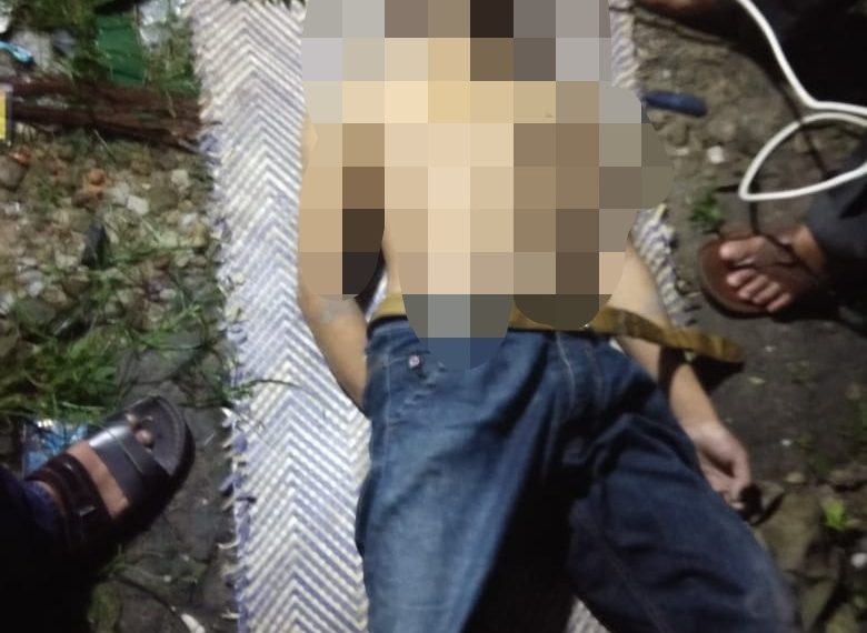 Heboh !! Warga Desa Tarai Bangun Temukan Jasad Pria dengan Leher Terikat Kabel Listrik