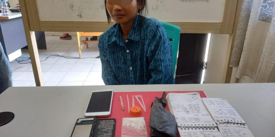 Diduga Edarkan Shabu, Seorang Wanita di Kec. Gunung Sahilan Ditangkap Polisi