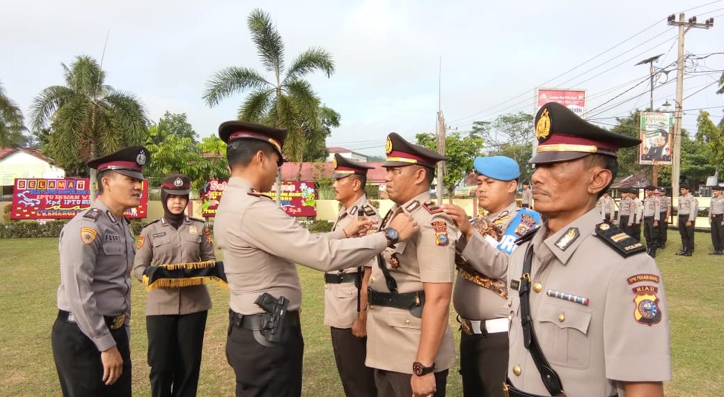 Kapolres Kampar Pimpin Upacara Sertijab Kasat Sabhara dan Kapolsek Bangkinang Barat