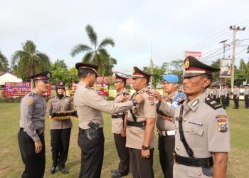 Kapolres Kampar Pimpin Upacara Sertijab Kasat Sabhara dan Kapolsek Bangkinang Barat