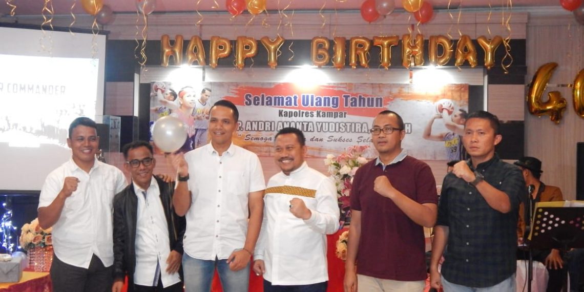 Bupati Kampar dan Forkopimda Rayakan Ultah AKBP Andri Ananta Bersama Keluarga Besar Polres Kampar