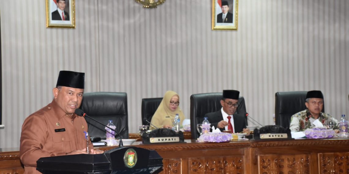 Bupati Kampar Sampaikan LKPJ Tahun 2018 Pada Rapat Paripurna DPRD Kabupaten Kampar Masa Sidang I Tahun 2019