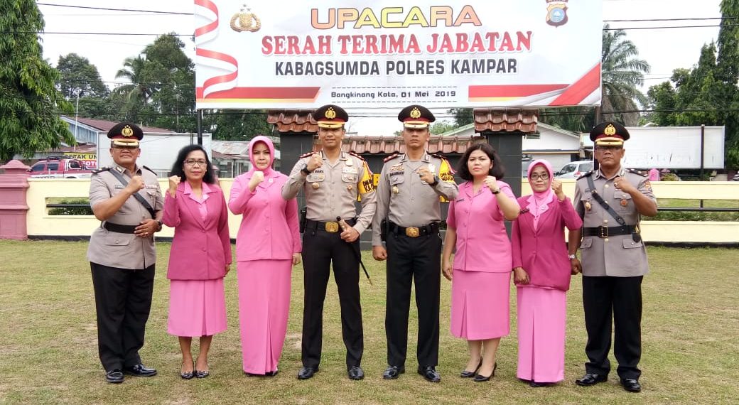 Kapolres Kampar Pimpin Upacara Sertijab Kabag Sumda