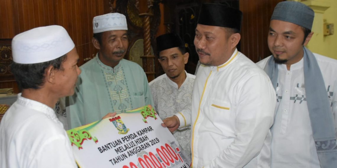 Bupati Kampar – Safari Ramadhan Mendekatkan Pemimpin Dengan Masyarakat