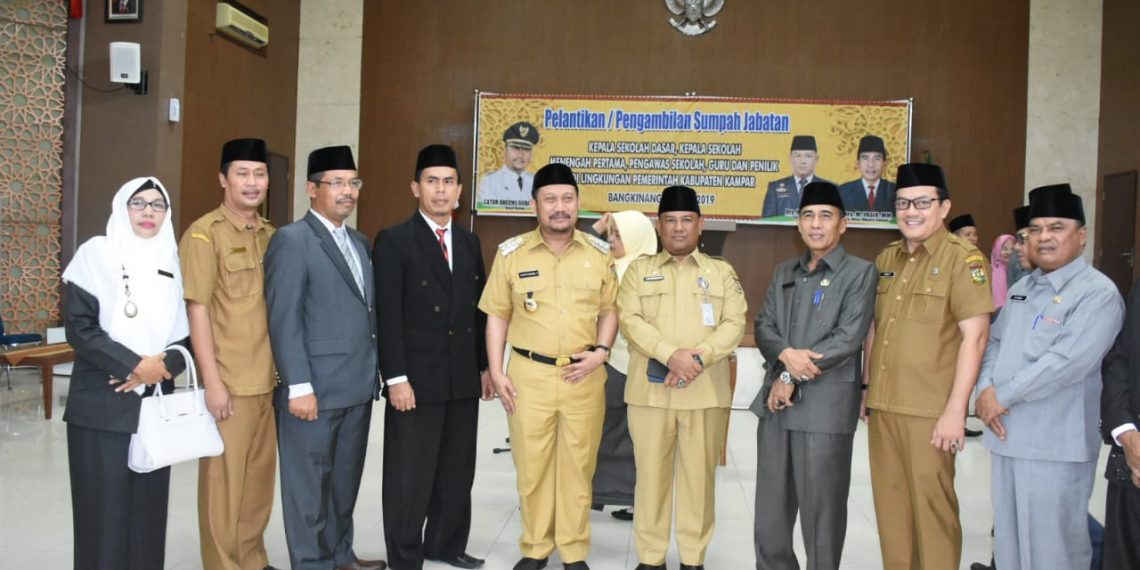 Bupati Kampar Lantik Sebanyak 103 Para Kepala Sekolah