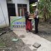 Anggota Polsek Kampar Kiri Sambangi Warga dan Berikan Bantuan Sembako