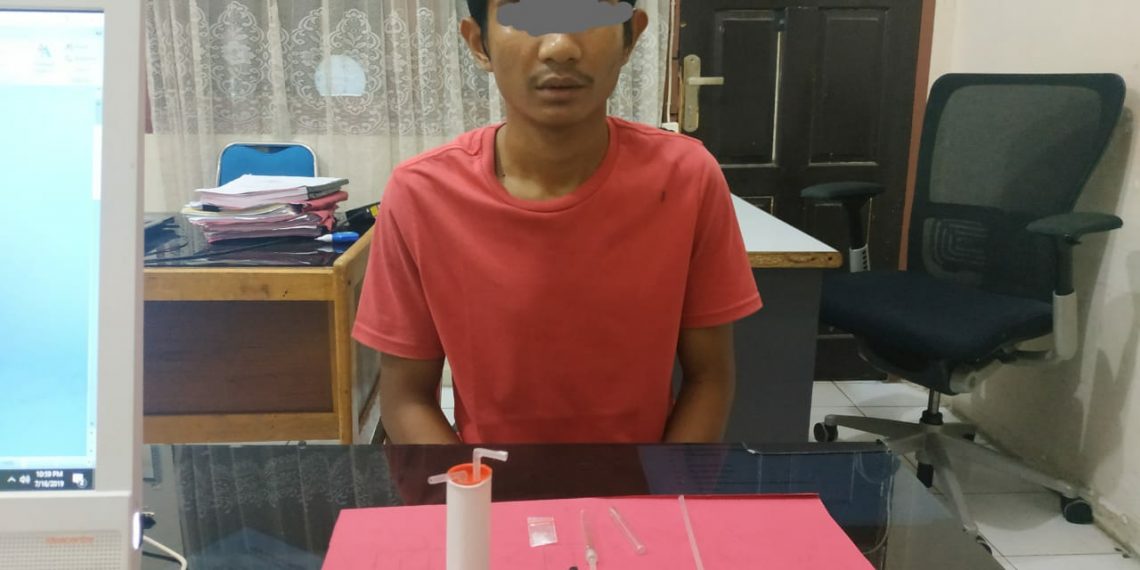 Seorang Pelaku Narkoba Diringkus Resnarkoba Polres Kampar di Wilayah Desa Teratak Buluh