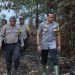 Tinjau Langsung Penanganan Karlahut di Rimbo Panjang, Kapolres Kampar Motivasi Petugas
