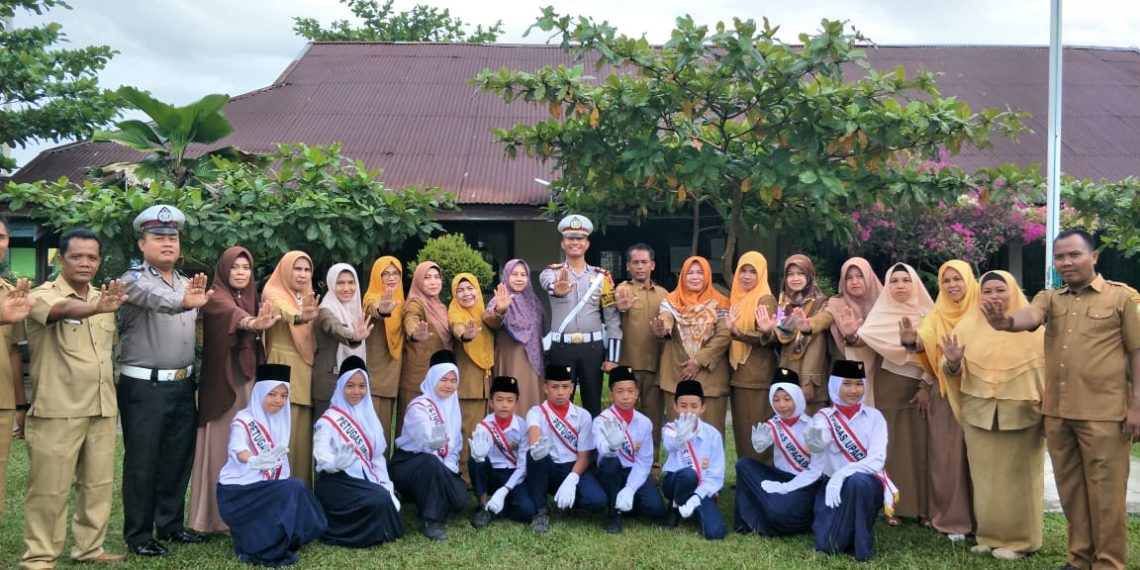 Kasat Lantas Polres Kampar Gelar Kegiatan Police Goes to School di SMPN 3 Bangkinang