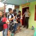 Libur Sekolah, Sejumlah Pelajar Kunjungi Rumah Baca Binaan Bhabinkamtibmas Teratak Buluh