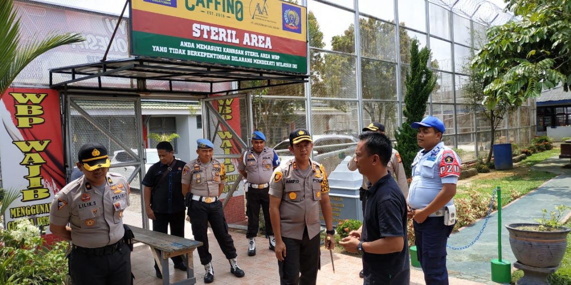 Kapolres Kampar Kunjungi Lapas dan Gereja, Pastikan Situasi Aman dan Kondusif