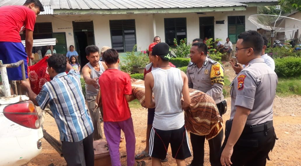 Diduga Karena Cintanya Tak Direstui, Seorang Pemuda di Tapung Hulu Nekat Gantung Diri