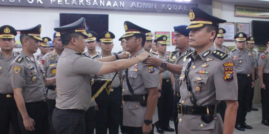 Kapolda Riau Pimpin Upacara Sertijab Kapolres Kampar
