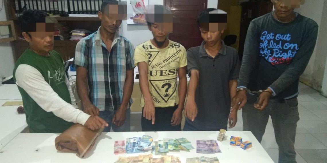 5 Pelaku Judi Qiu-qiu Diringkus Polsek Tapung Hilir di Desa Kijang Jaya
