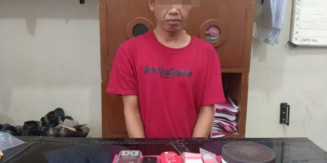Resnarkoba Polres Kampar Tangkap Pengedar Shabu di Desa Koto Perambahan