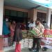 Polsek Tapung Gelar Bakti Sosial Hari Bhayangkara ke-74, Bagikan 20 Paket Sembako di Desa Indra Sakti