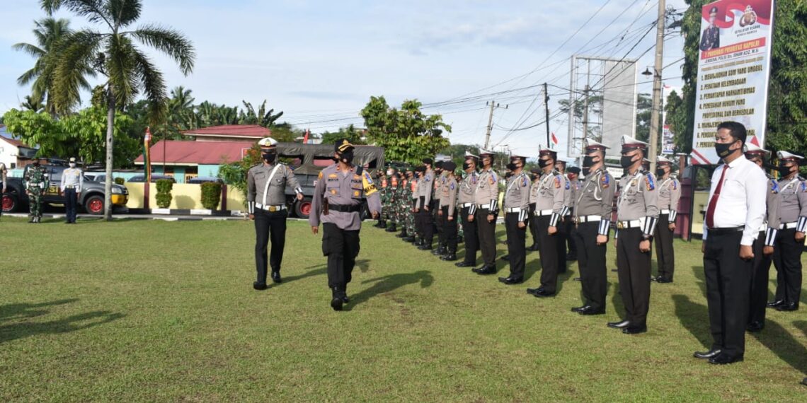 Polres Kampar Laksanakan Apel Gelar Pasukan Operasi Patuh Lancang Kuning 2020